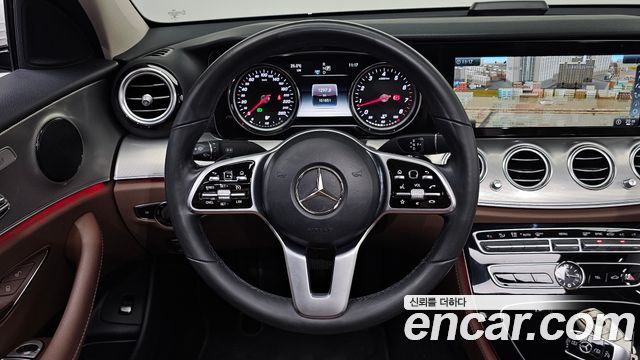 Mercedes-Benz E-Class E300 Avantgarde