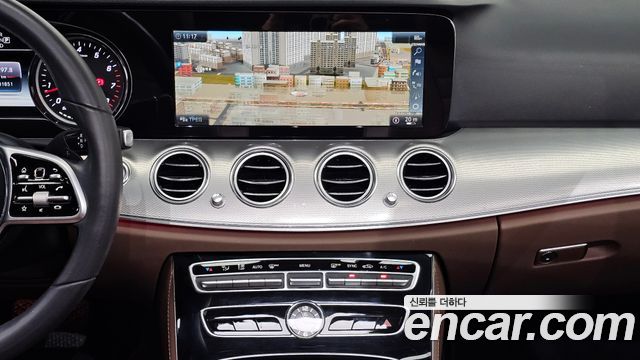 Mercedes-Benz E-Class E300 Avantgarde