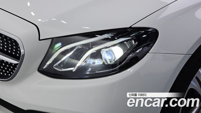 Mercedes-Benz E-Class E300 Avantgarde