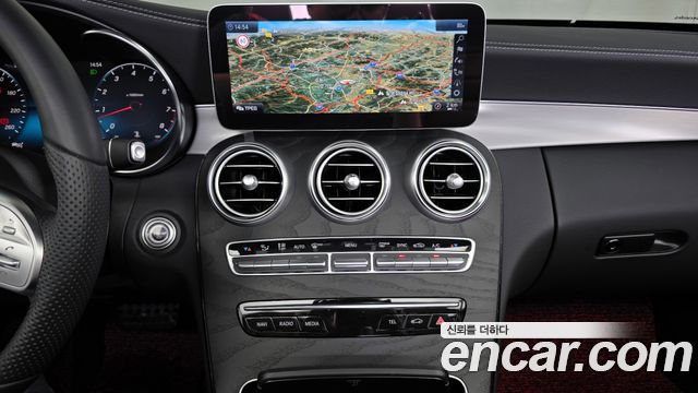 Mercedes-Benz C-Class C200 Cabriolet