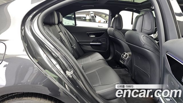 Mercedes-Benz C-Class C300 4MATIC Avantgarde