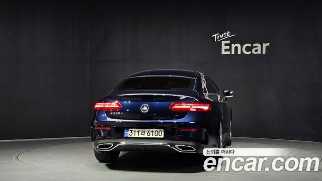 Mercedes-Benz E-Class E220d Coupe