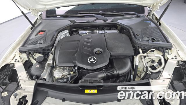 Mercedes-Benz E-Class E220d Avantgarde