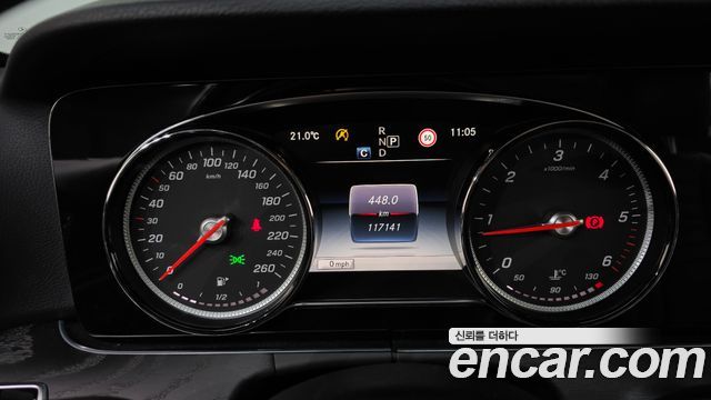 Mercedes-Benz E-Class E220d Avantgarde