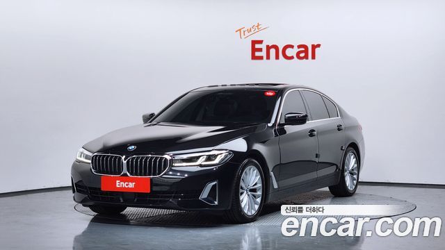 BMW 5-Series 520i Luxury