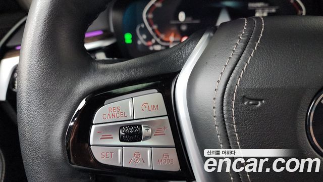 BMW 5-Series 520i Luxury