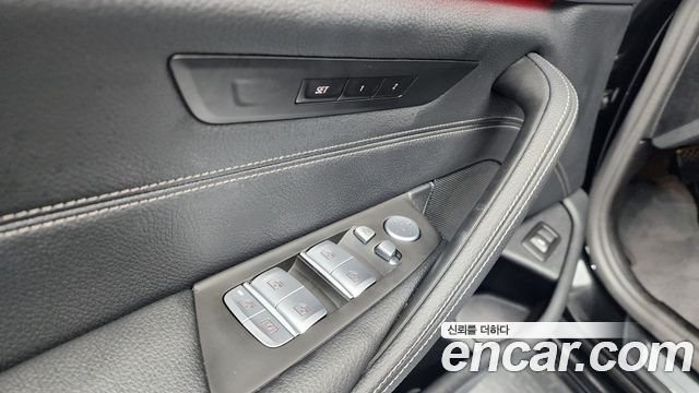 BMW 5-Series 520i Luxury