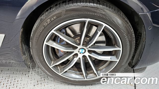 BMW 5-Series 520i M Sport