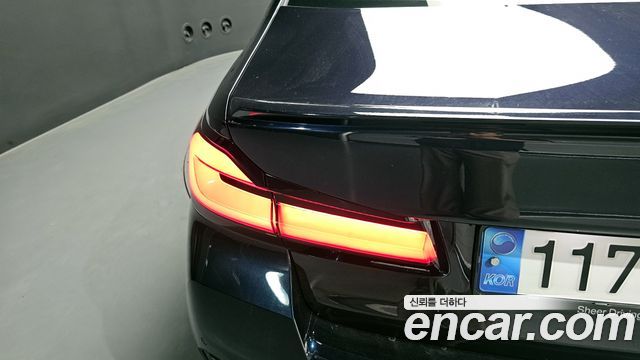 BMW 5-Series 520i M Sport