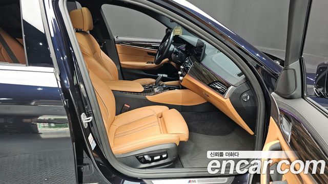 BMW 5-Series 520i M Sport