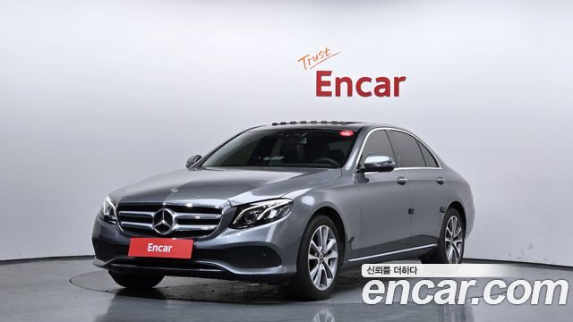 Mercedes-Benz E-Class E300 4MATIC Avnatgarde