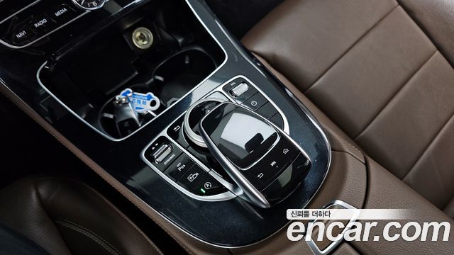 Mercedes-Benz E-Class E200 Avantgarde