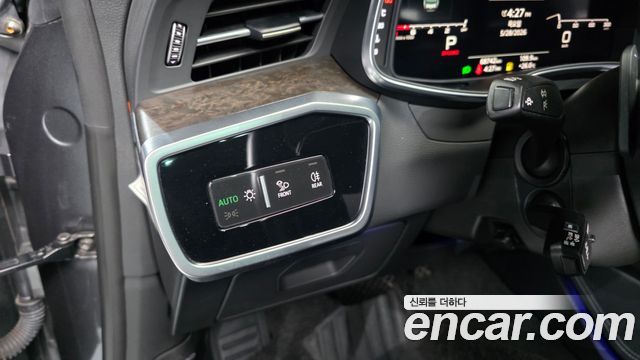 Audi A7 55 TFSI Quattro Premium