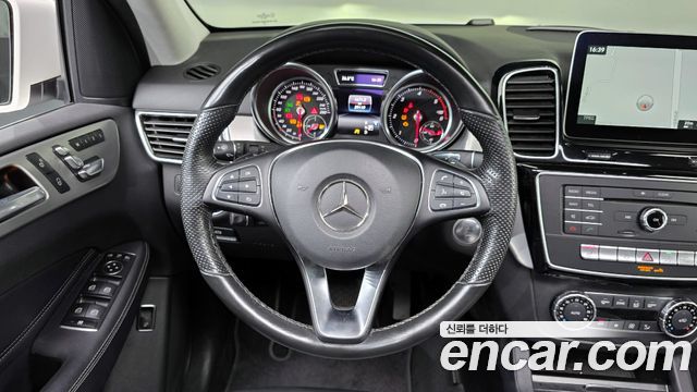 Mercedes-Benz GLE-Class GLE350 d 4MATIC