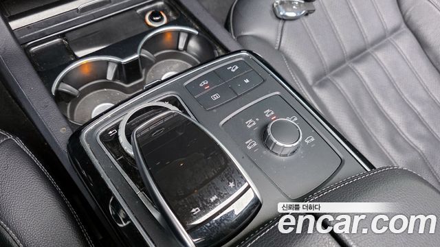 Mercedes-Benz GLE-Class GLE350 d 4MATIC