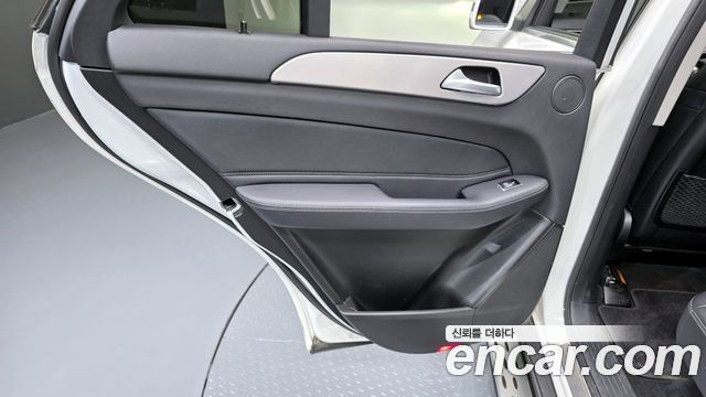 Mercedes-Benz GLE-Class GLE350 d 4MATIC