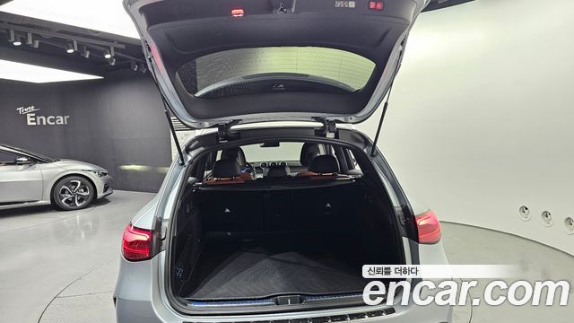Mercedes-Benz GLC-Class GLC300 4MATIC AMG Line