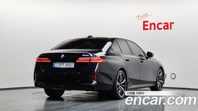 BMW 5-Series 530i xDrive M Sport