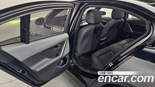 BMW 5-Series 530i xDrive M Sport