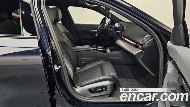 BMW 5-Series 530i xDrive M Sport