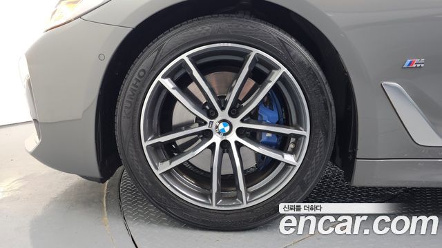 BMW 5-Series 520i M Sport