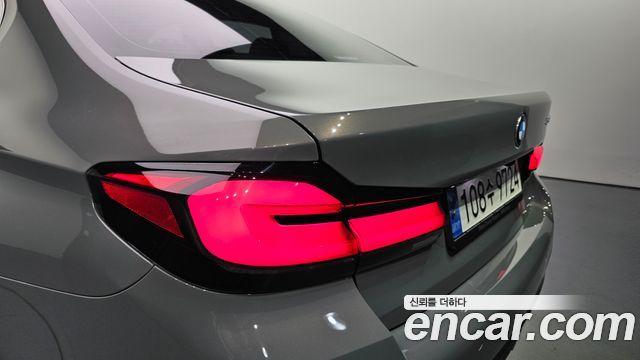 BMW 5-Series 520i M Sport