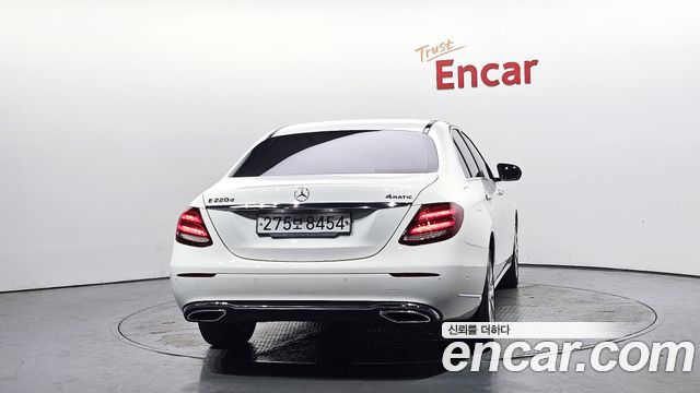 Mercedes-Benz E-Class E220d Exclusive