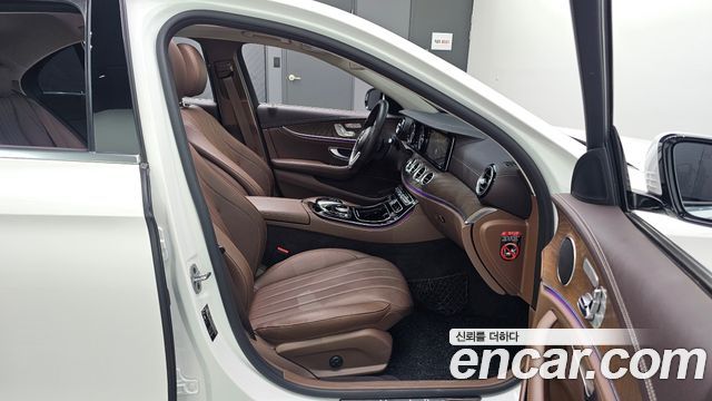 Mercedes-Benz E-Class E220d Exclusive