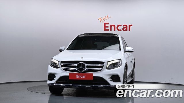 Mercedes-Benz GLC-Class GLC300 4MATIC AMG Line