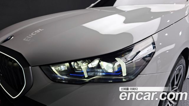 BMW 5-Series 520i M Sport