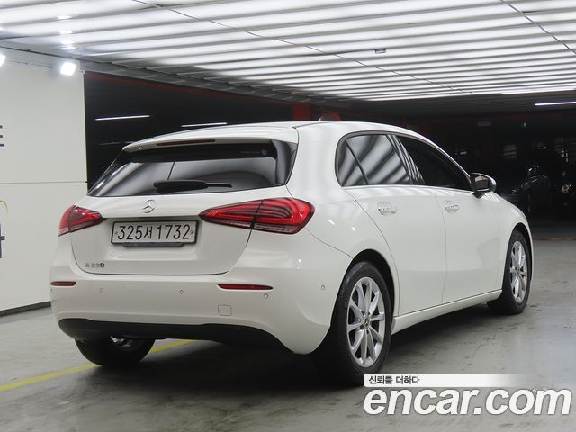 Mercedes-Benz A-Class A220 Hatchback