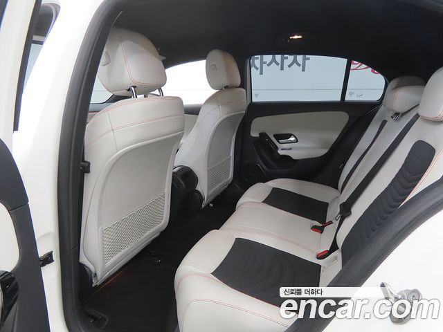 Mercedes-Benz A-Class A220 Hatchback