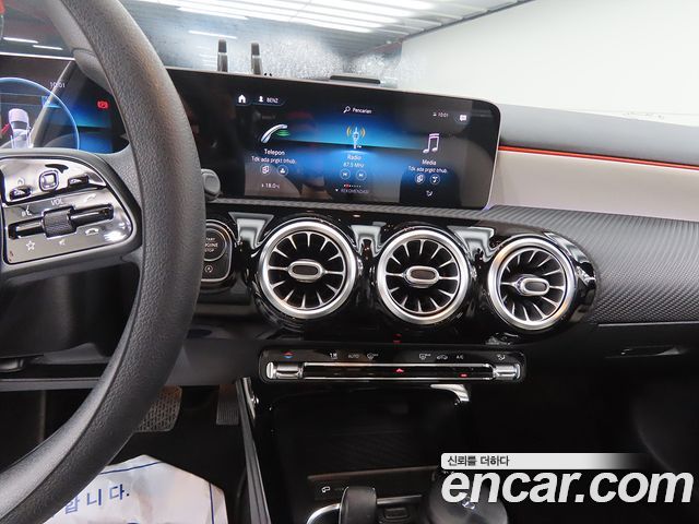 Mercedes-Benz A-Class A220 Hatchback