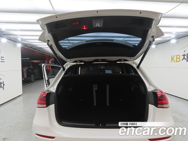 Mercedes-Benz A-Class A220 Hatchback