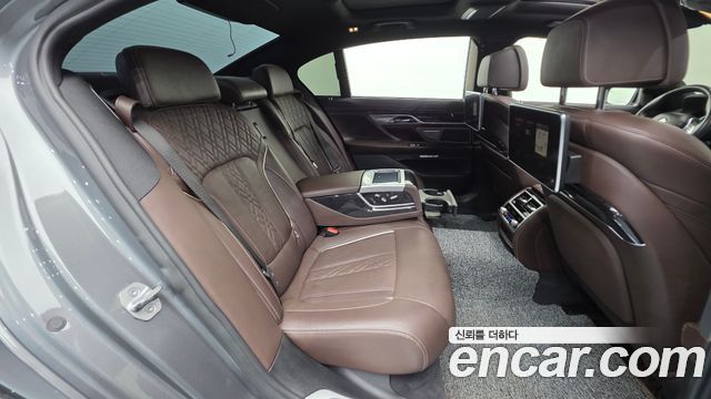 BMW 7-Series 740Ld xDrive M Sport