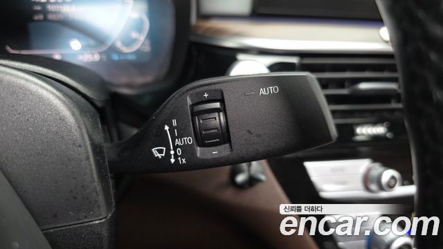 BMW 5-Series 530e M Sport