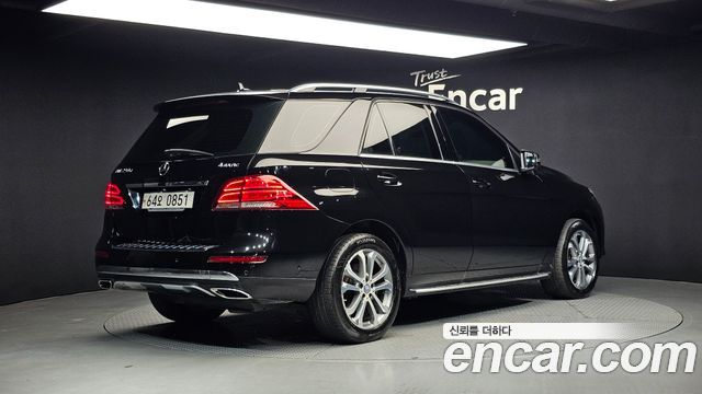 Mercedes-Benz GLE-Class GLE250 d 4MATIC
