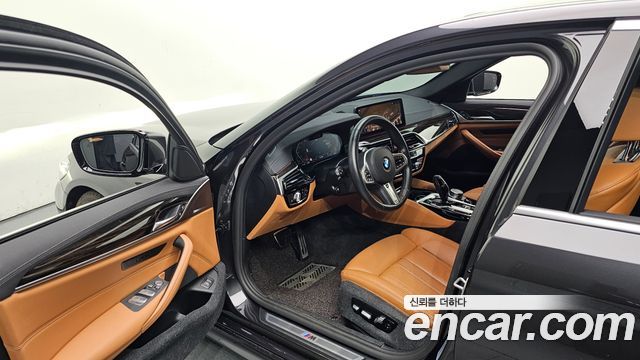 BMW 5-Series 520i M Sport