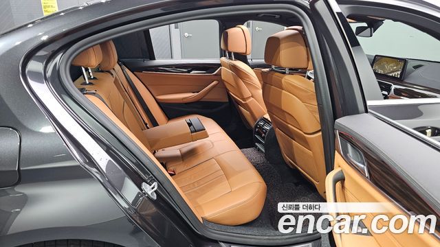 BMW 5-Series 520i M Sport