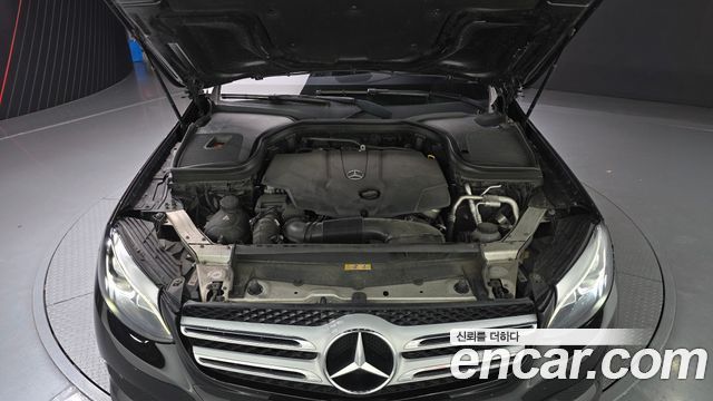 Mercedes-Benz GLC-Class GLC220 d 4MATIC