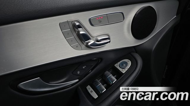Mercedes-Benz GLC-Class GLC220 d 4MATIC