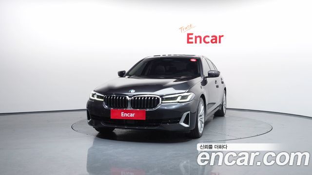BMW 5-Series 530i Luxury