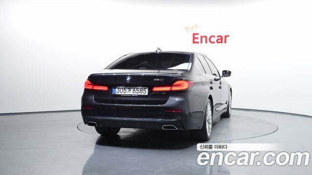 BMW 5-Series 530i Luxury