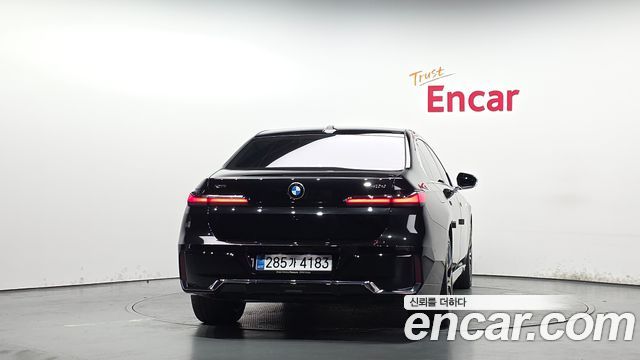 BMW 7-Series 740d xDrive M Sport