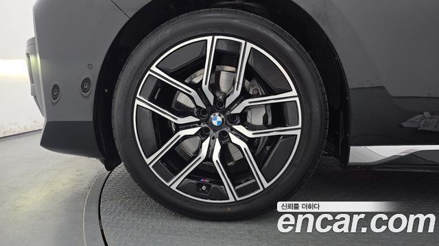 BMW 7-Series 740d xDrive M Sport