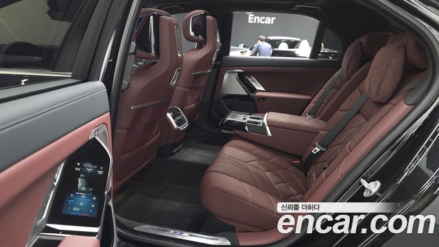 BMW 7-Series 740d xDrive M Sport