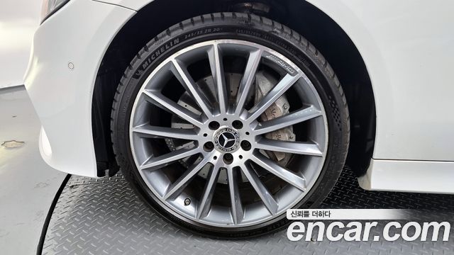 Mercedes-Benz E-Class E400 Cabriolet