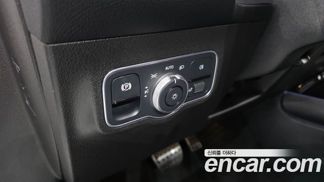Mercedes-Benz GLB-Class GLB200 d