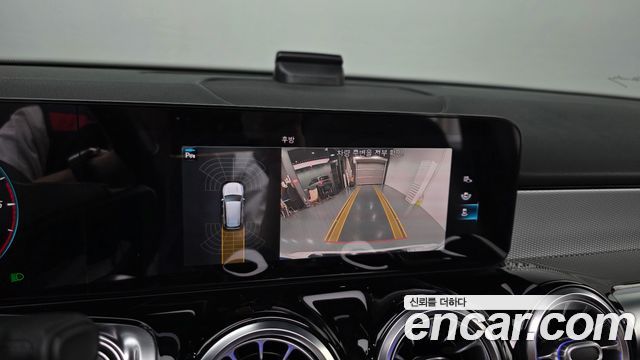 Mercedes-Benz GLB-Class GLB200 d