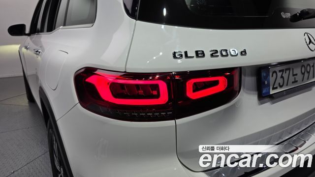 Mercedes-Benz GLB-Class GLB200 d